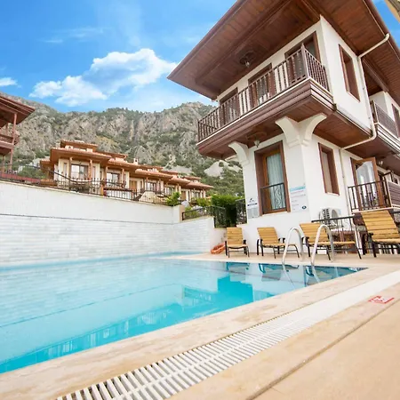 Portofino 3* アクヤカ