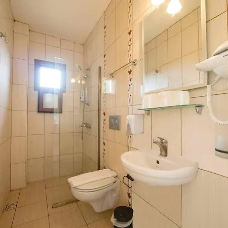 Portofino 公寓式酒店 阿奇亚卡